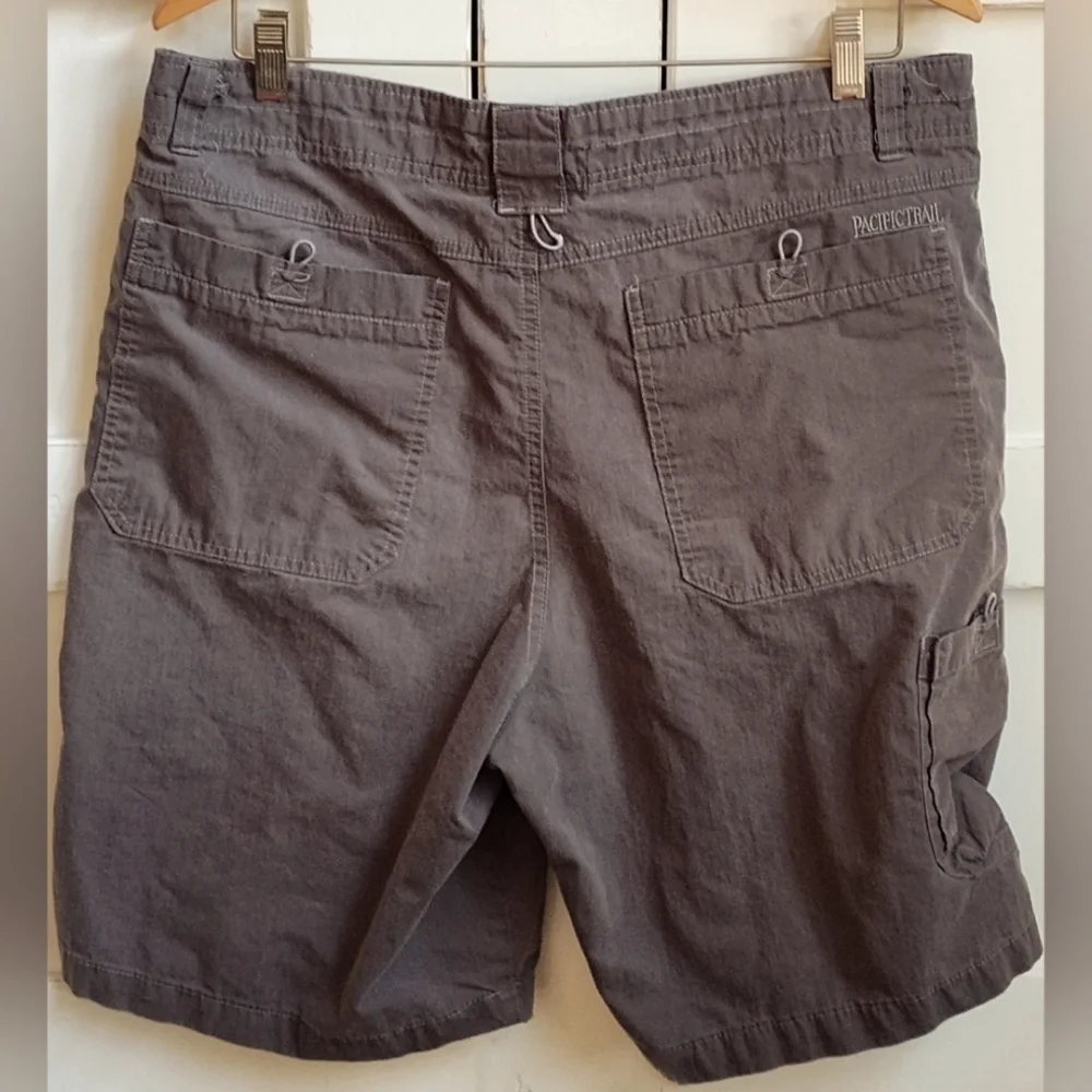 Pacific Trail Men's Gray Cargo Utility Hiking Shorts | Size 36